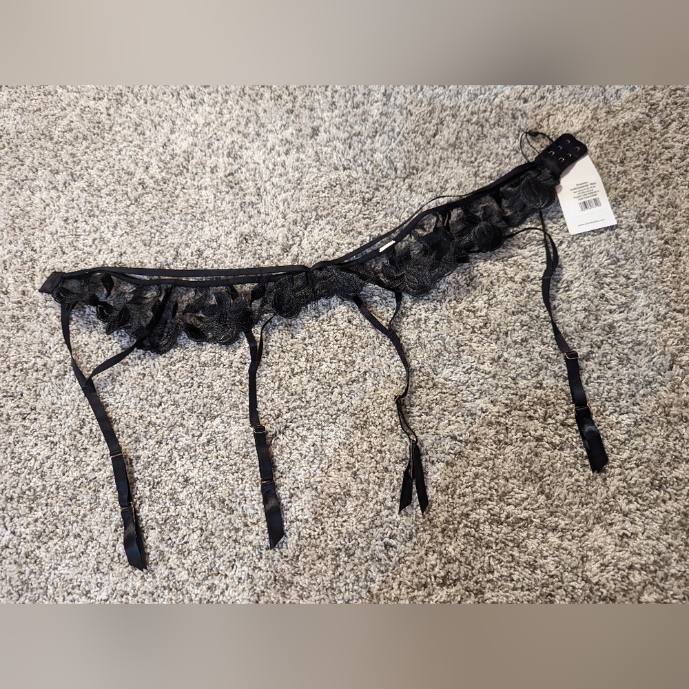 Bluebella garter